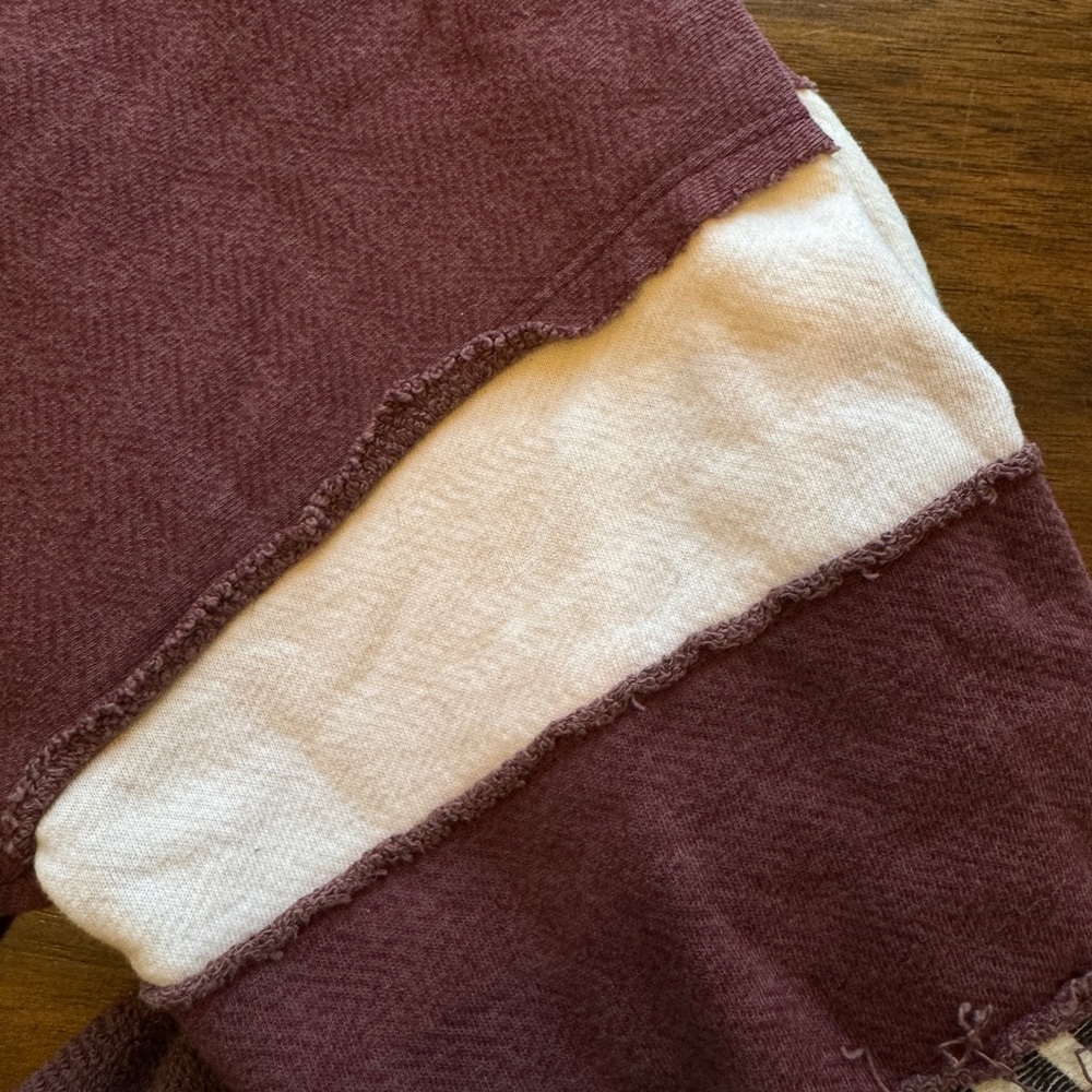aerie and Bucket list boutique Crewneck & Henley Sweater sweatshirt bundle Lot - Picture 8 of 10